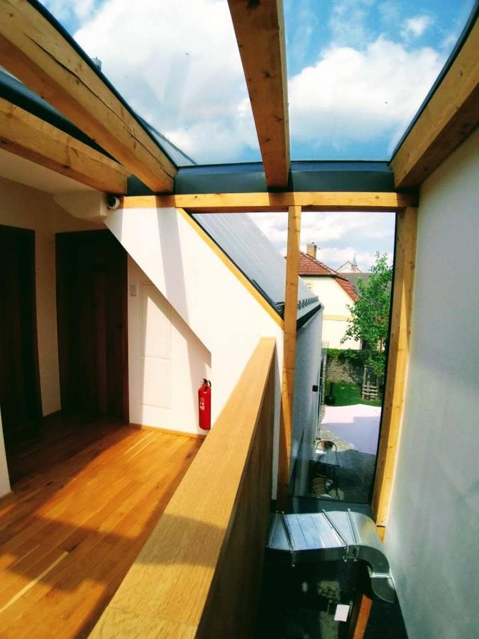 Kafé Ořech Mnichovo Hradiště Exterior foto